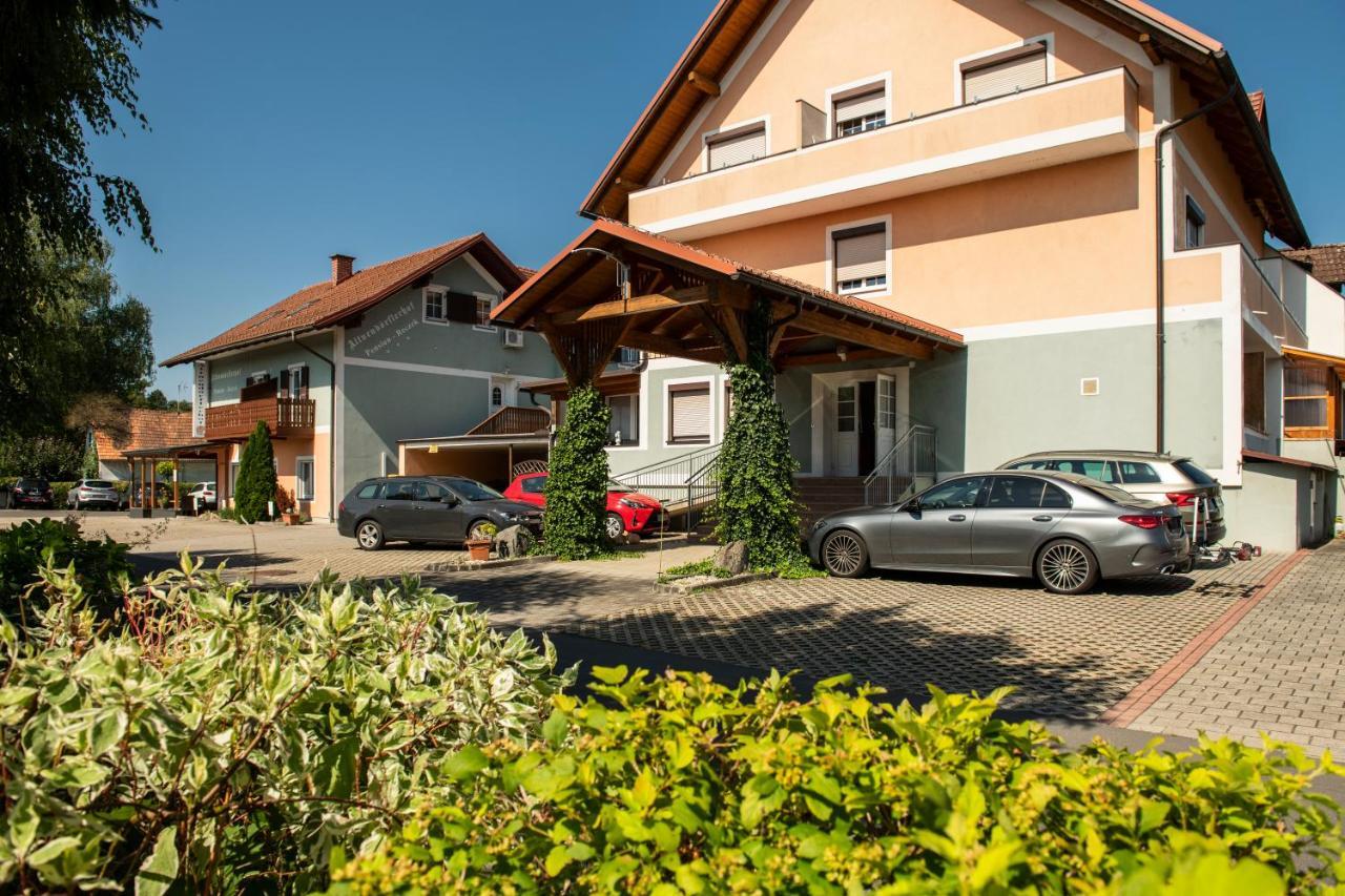 Hotel Altneudoerflerhof باد رادكرسبرغ المظهر الخارجي الصورة